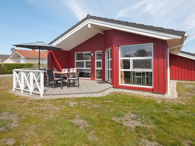 Holiday house 6 person holiday home in GROEMITZ in Grömitz - Holiday house