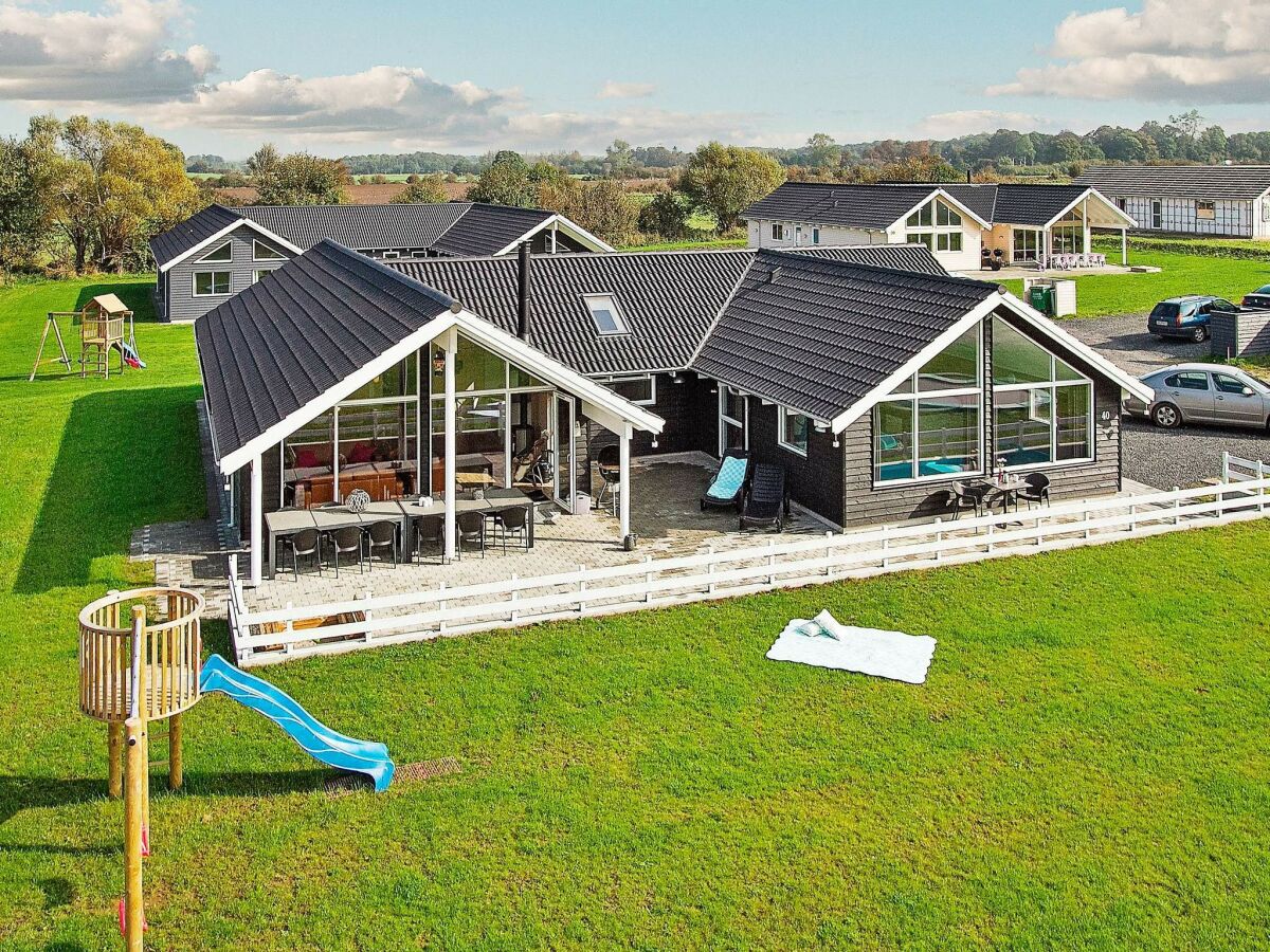Holiday house Luxus-Ruckzugsort am Skastrup -- By Traum Ferienwohnungen - Outdoor photo 2