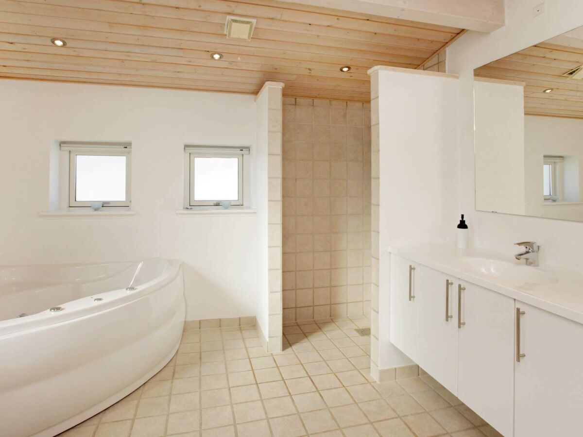 Holiday house 6 person holiday home in Hirtshals-By Traum - Outdoor photo 3