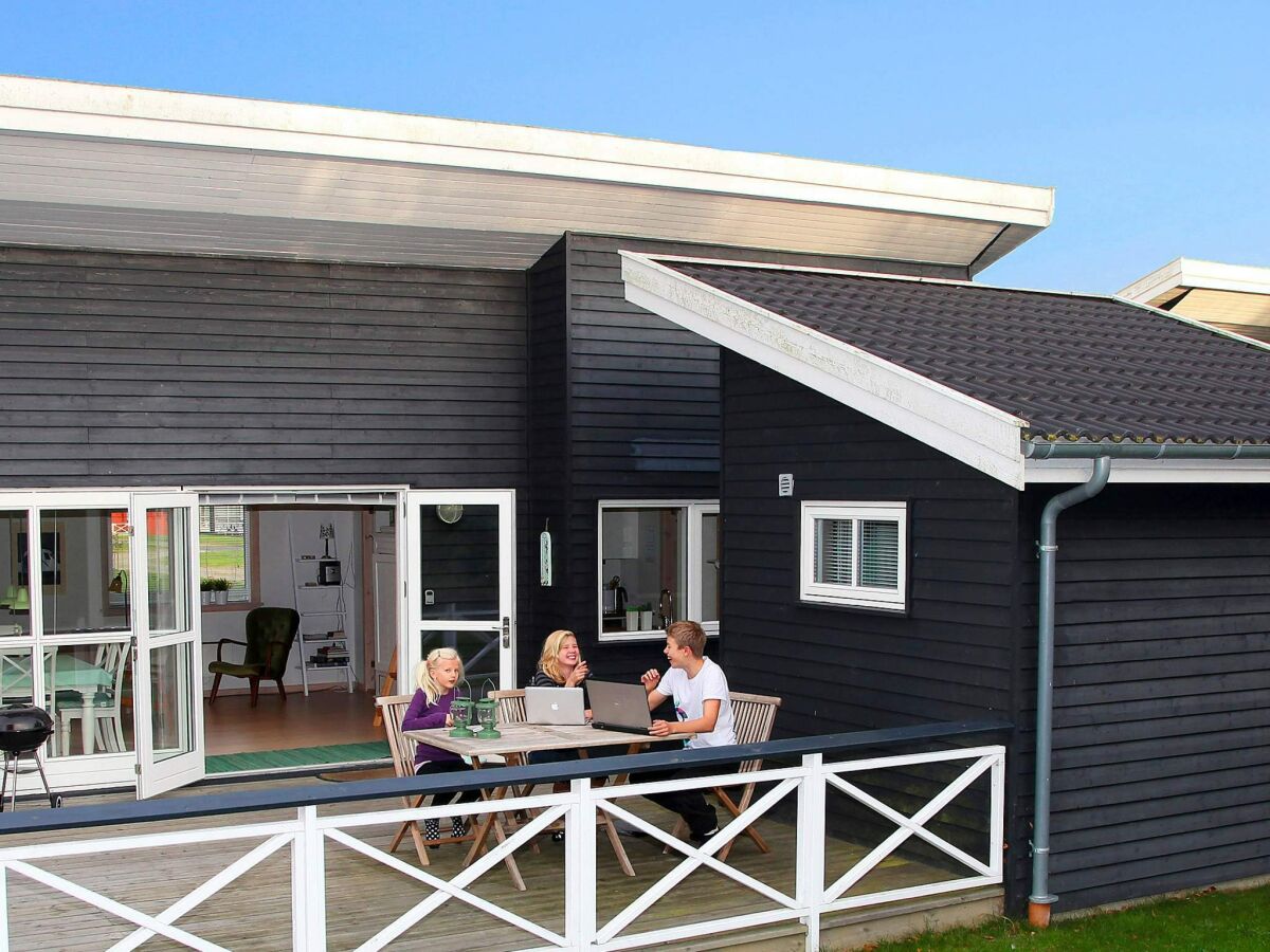 Holiday house 4 Personen Ferienhaus in Gudhjem-By Traum