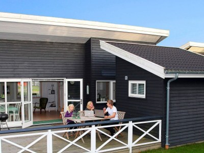 Holiday house 4 Personen Ferienhaus in Gudhjem-By Traum - Holiday house