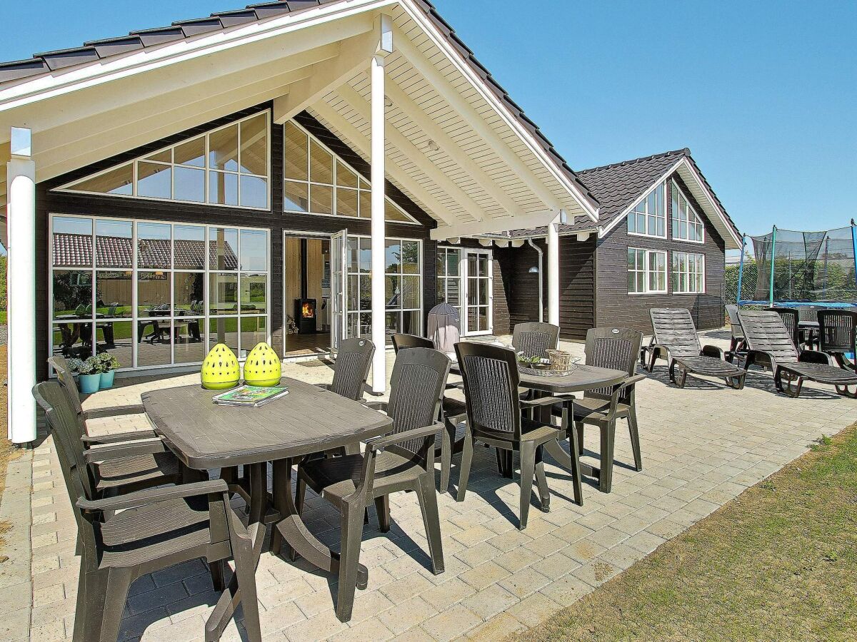 Holiday house Luxury Beach House with Pool - Outdoor photo 3
