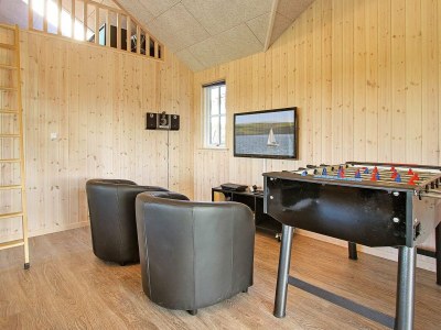 Holiday house Luxury Beach House with Pool - Outdoor photo 32