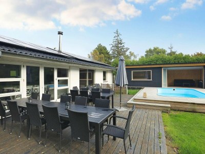 Holiday house 10 person holiday home in Væggerløse - Outdoor photo 7