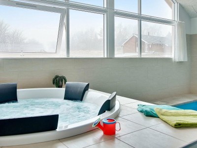Holiday house Luxurioses Refugium mit Pool -- By Traum Ferienwohnungen - Outdoor photo 34
