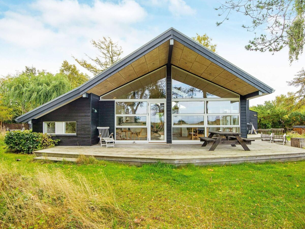 Holiday house 6 person holiday home in Glesborg-By Traum