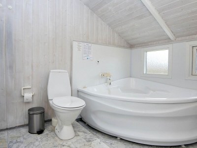 Holiday house Luxurioses Spa-Refugium in Bork -- By Traum Ferienwohnungen - Outdoor photo 3