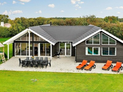 Holiday house Luxus-Poolvilla am Meer -- By Traum Ferienwohnungen - Holiday house