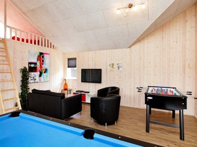 Holiday house Luxus-Poolvilla am Meer -- By Traum Ferienwohnungen - Outdoor photo 12
