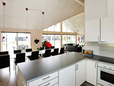 Holiday house Luxus-Poolvilla am Meer -- By Traum Ferienwohnungen - Outdoor photo 23
