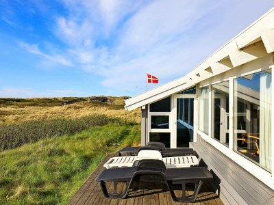 Holiday house Luxurioses Strandhaus mit Pool - Outdoor photo 11