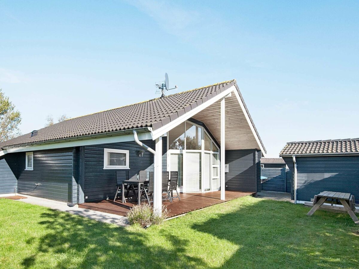 Holiday house 6 person holiday home in Juelsminde-By Traum