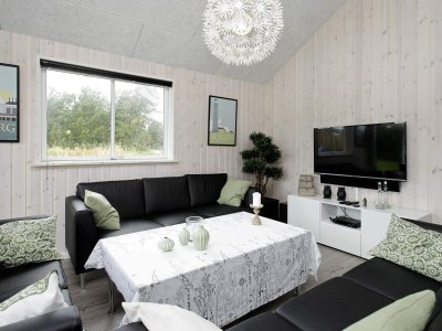 Holiday house Luxurioses Pool-Retreat in Blavand -- By Traum Ferienwohnungen - Outdoor photo 24
