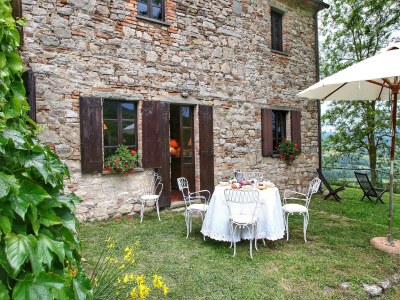Farmhouse Farmhouse in Umbria with Garden Views - Outdoor photo 4