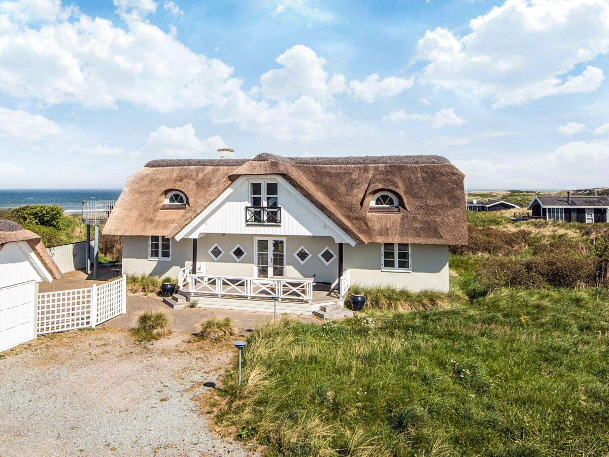 Holiday house 12 Personen Ferienhaus in Hirtshals-By Traum