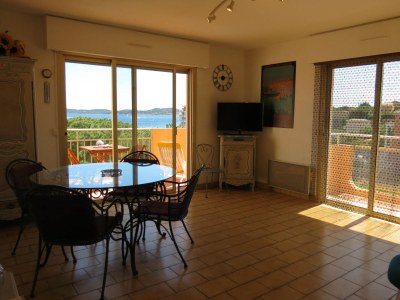 Holiday apartment - No title - - Features photo 9