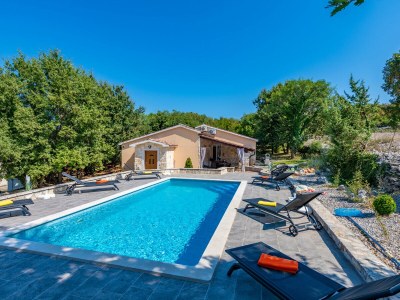 Villa Delore in Krnica - Villa