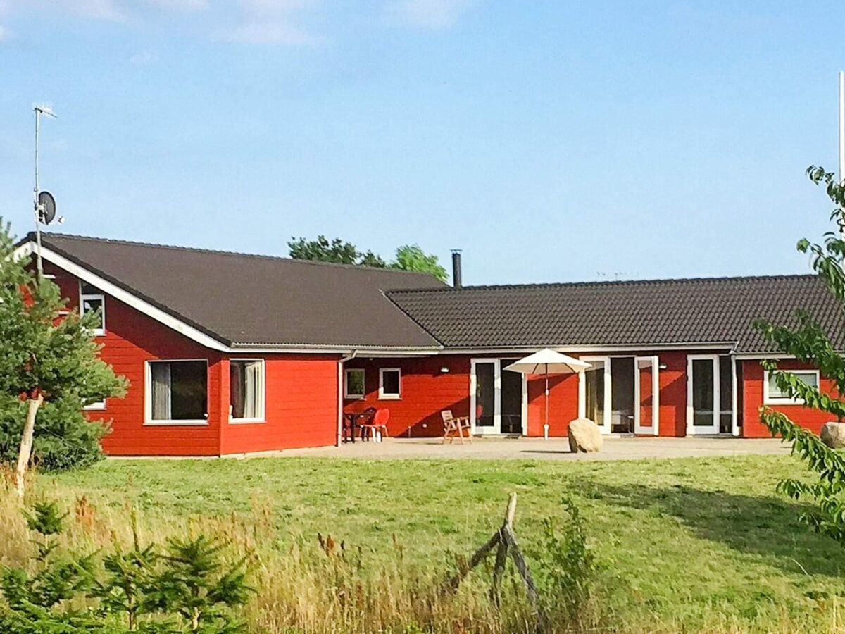 Holiday house 12 person holiday home in Ebeltoft-By Traum