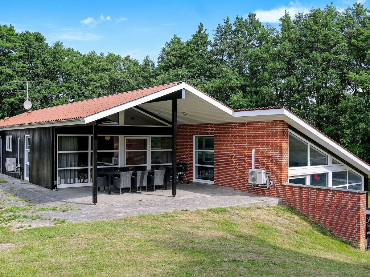Holiday house 10 person holiday home in Hadsund-By Traum