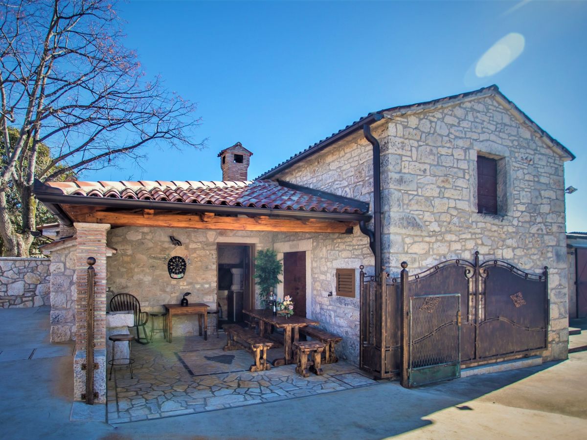 Holiday house Vani