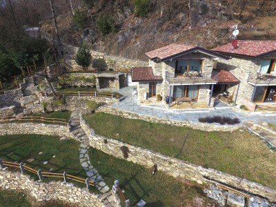 Finca Cascina Borchina Violetta Landgut Traumseeblick - Outdoor photo 4