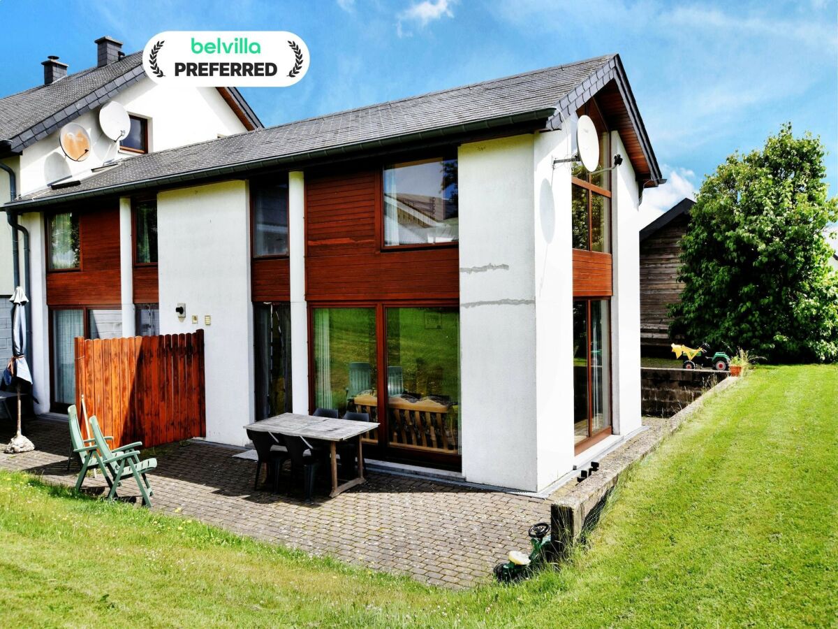 Holiday house Holiday Home in St.Vith with hot tub