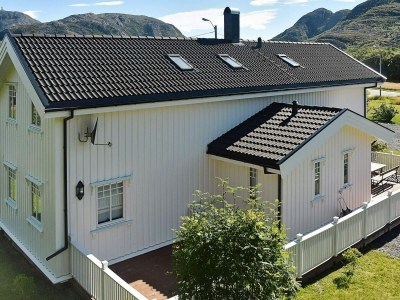 Holiday house 8 person holiday home in Oksvoll - Outdoor photo 5