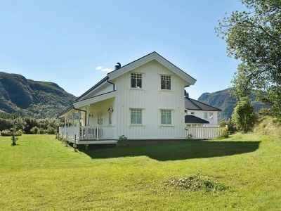 Holiday house 8 person holiday home in Oksvoll - Outdoor photo 7
