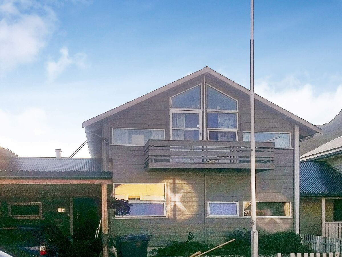 Holiday house 6 Personen Ferienhaus in Svolvær - Outdoor photo 2