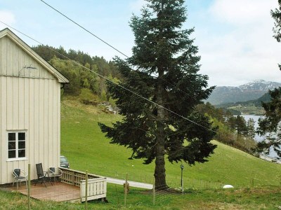 Holiday house 5 Personen Ferienhaus in VÅGLAND - Holiday house
