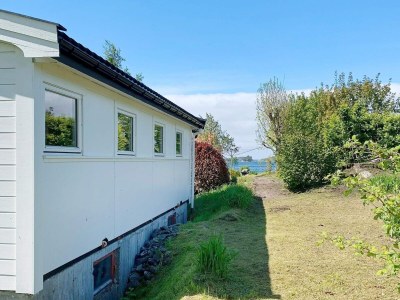 Holiday house 4 Personen Ferienhaus in Austrheim - Outdoor photo 9