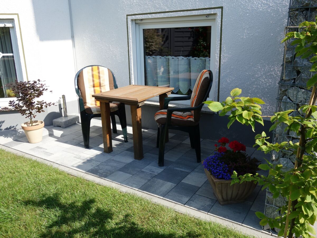 Apartment Apartment in Ennerich’s Valley - Outdoor photo 4