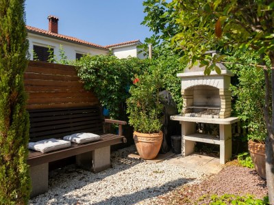 Holiday house Modern holiday house Carla with garden - Outdoor photo 8