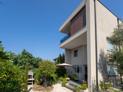 Holiday house Modern holiday house Carla with garden - Outdoor photo 9