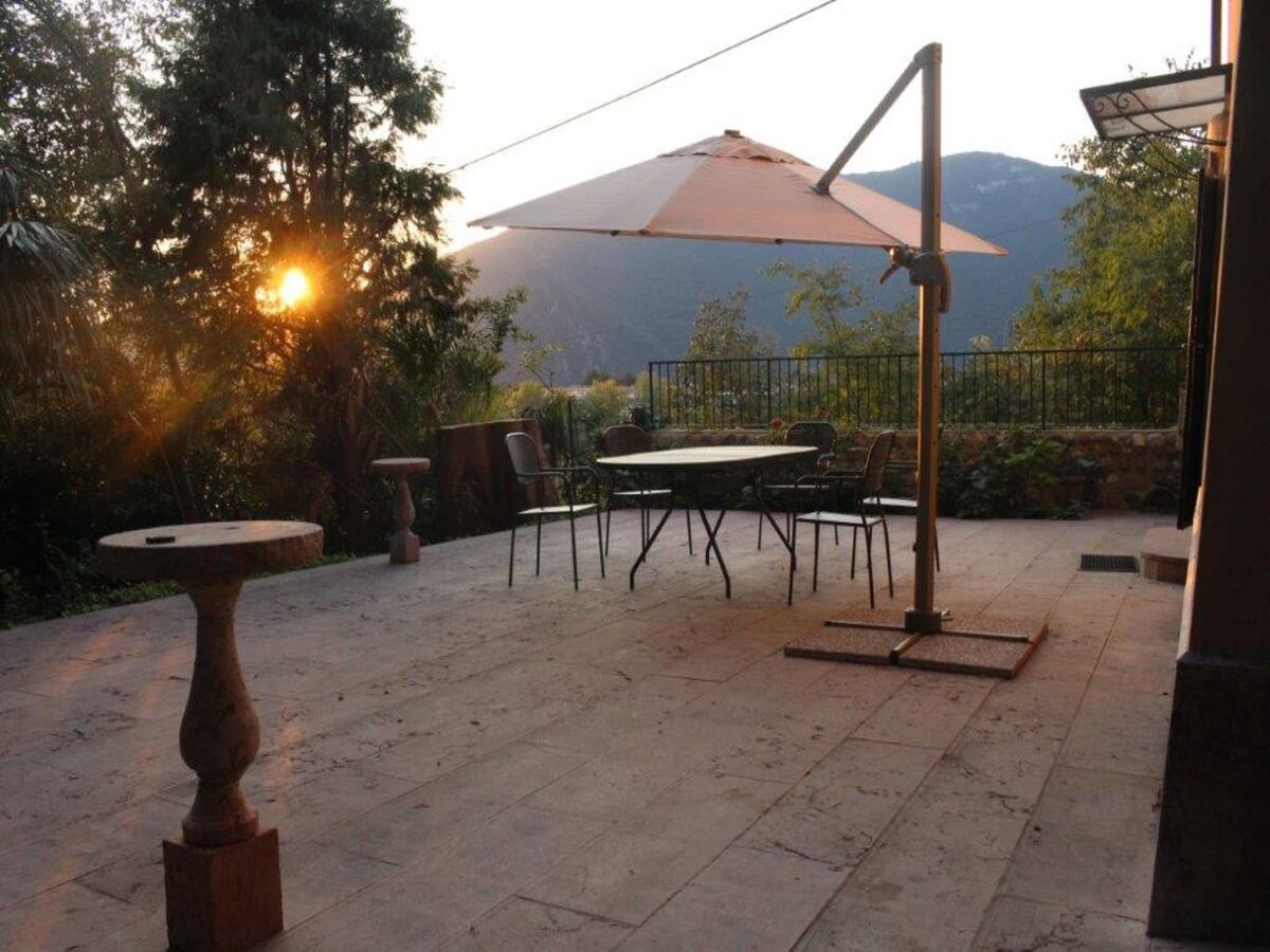 Castle Castle in Veneto with Garden & History - Outdoor photo 4
