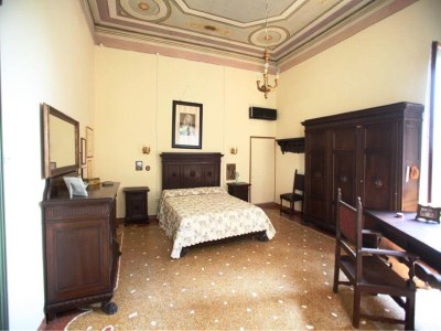 Castle Castle in Veneto with Garden & History - Features photo 15