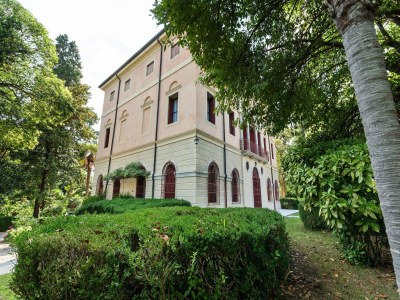 Castle Schloss in Romano d’Ezzelino mit Garten - Outdoor photo 8