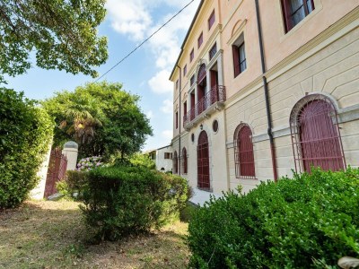 Castle Schloss in Romano d’Ezzelino mit Garten - Outdoor photo 10