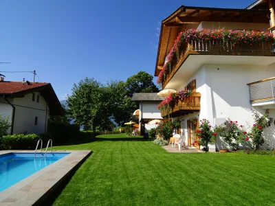 Holiday apartment Haus Rosengarten A&B - Outdoor photo 4