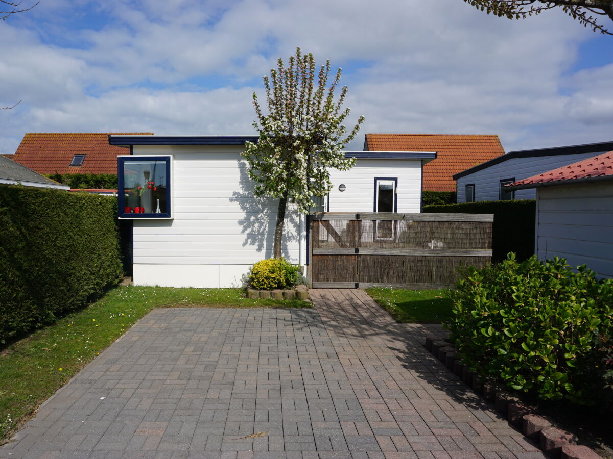 Bungalow - No title -