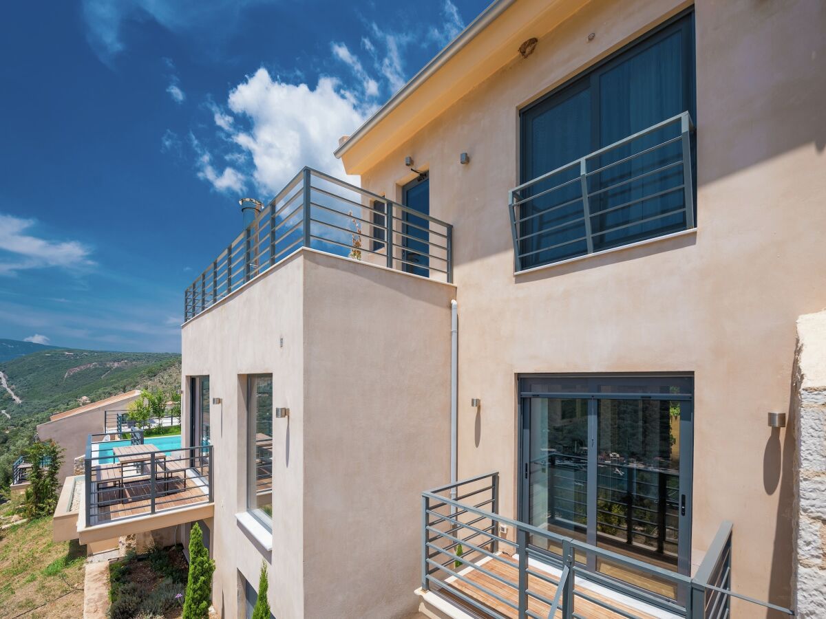 Villa Villa in Sivota with Sea Views & Pool - Outdoor photo 2