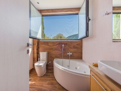 Villa Villa in Sivota with Sea Views & Pool - Features photo 25