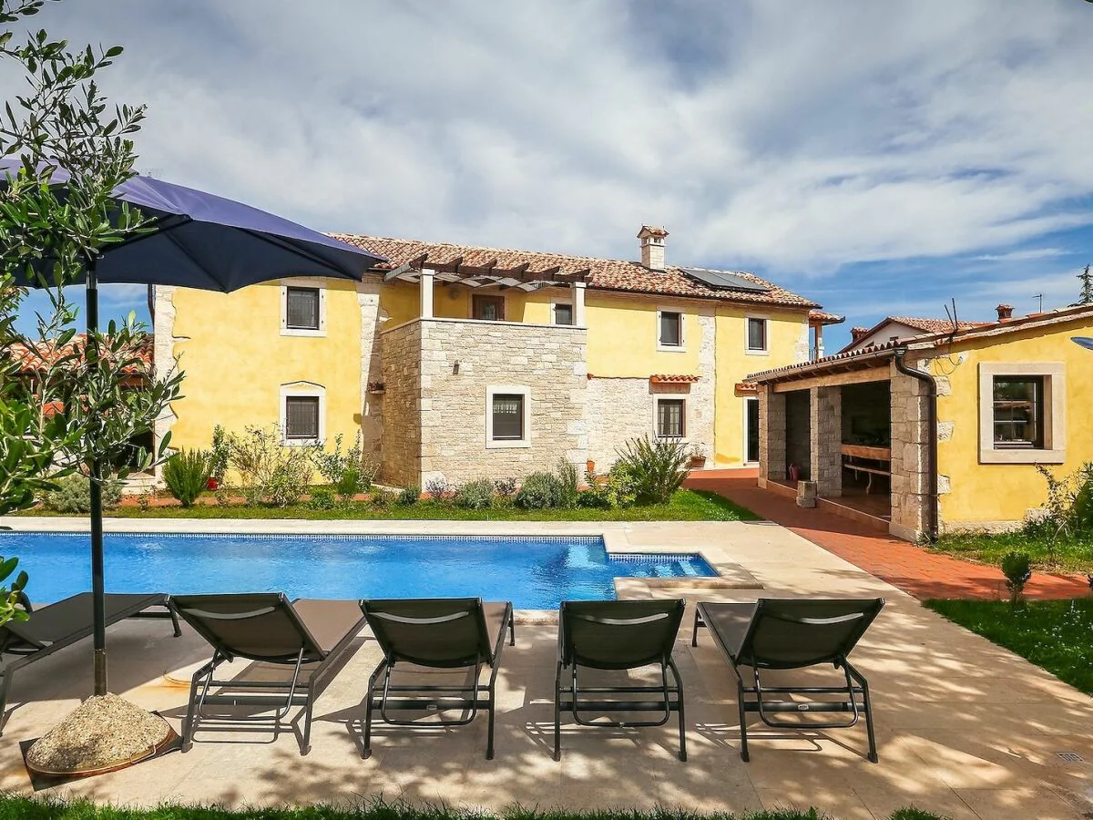 Villa Orbanici