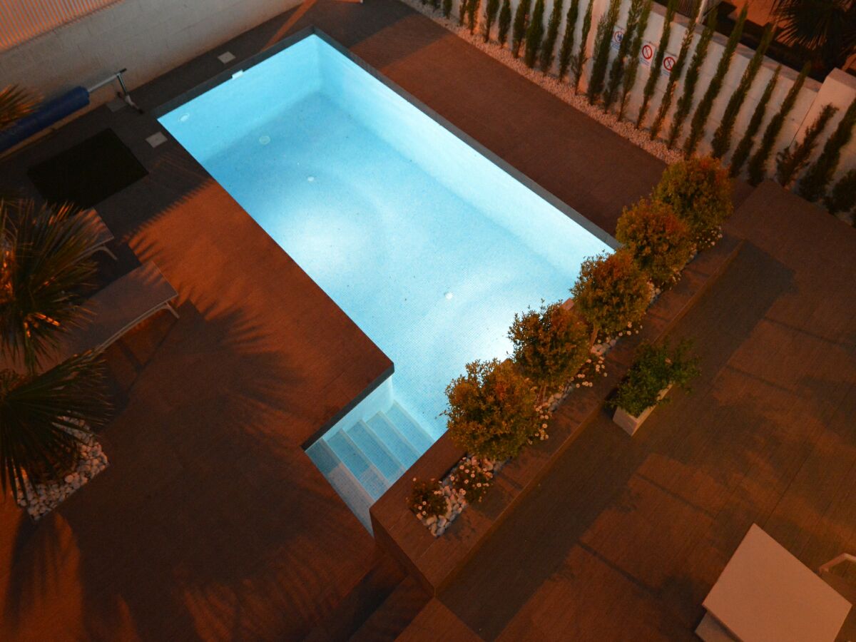 Villa Villa with Garden & Roof Deck - Outdoor photo 5