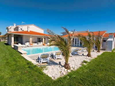 Villa NEW White Villa, 60m² Pool in VODNJAN - Villa