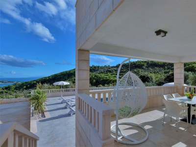 Holiday house Lokanjac mit Pool - Outdoor photo 12
