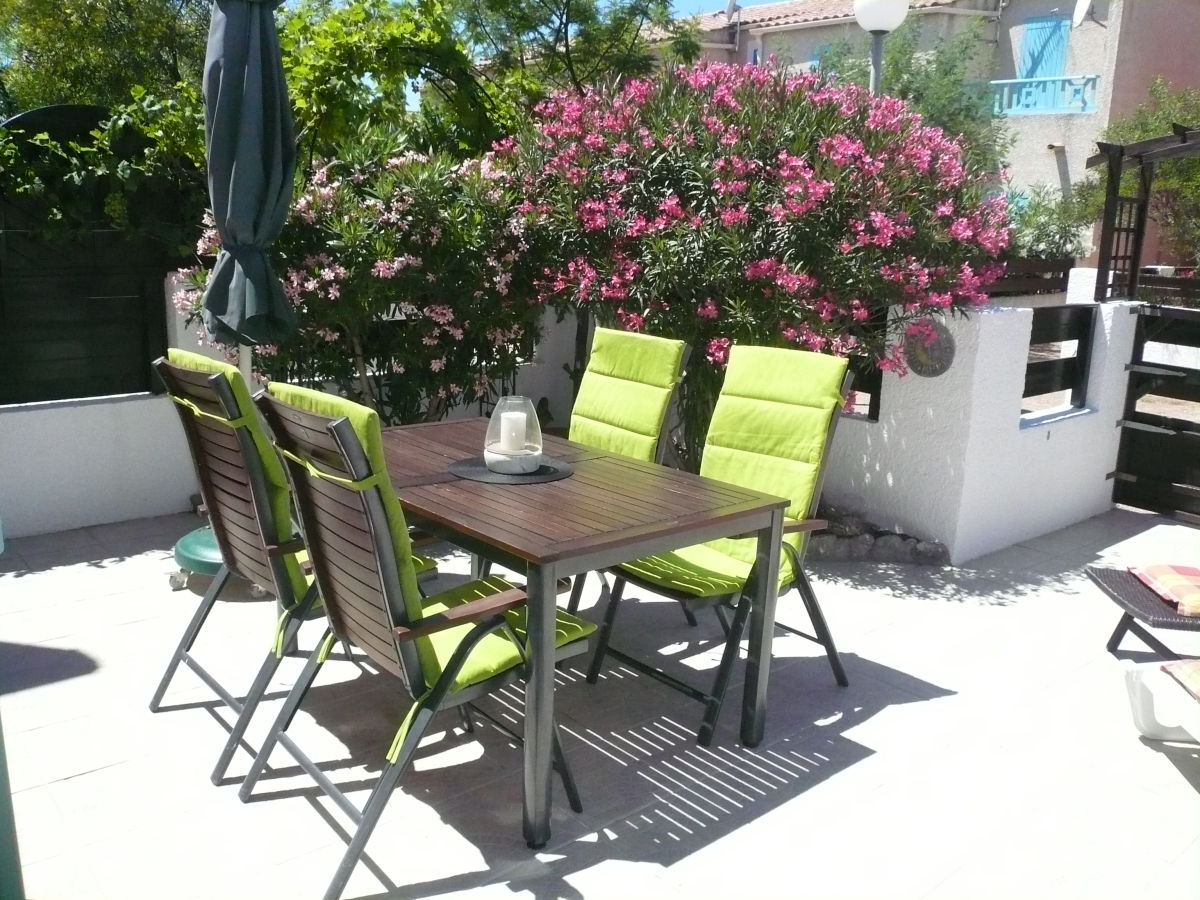 Holiday house Comfortable holiday home close to the beach in a sunny location. - Outdoor photo 3