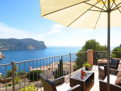 Villa Villa With Enchanting Sea Views And Pool. 7 Guests in Puerto Andratx - Villa