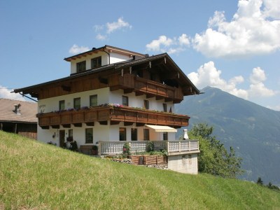 Apartment Apartment in Fügenberg near Ski Slopes - Outdoor photo 3