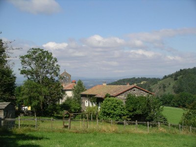 Farmhouse Domaine des Sureaux in Ouides - Farmhouse